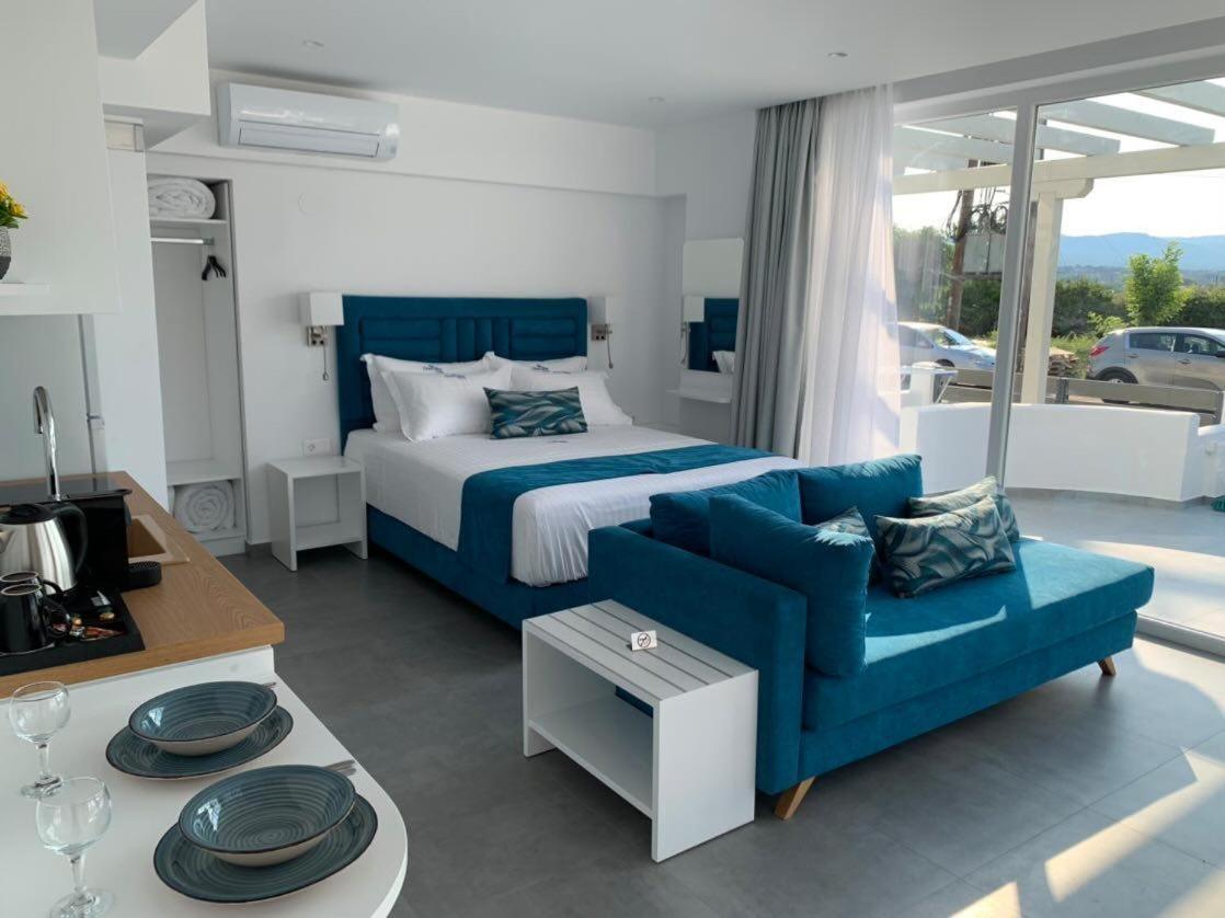 Ocean Blue Suites Ierissos Exterior foto