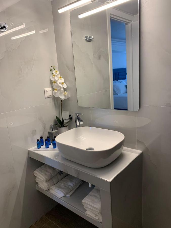 Ocean Blue Suites Ierissos Exterior foto